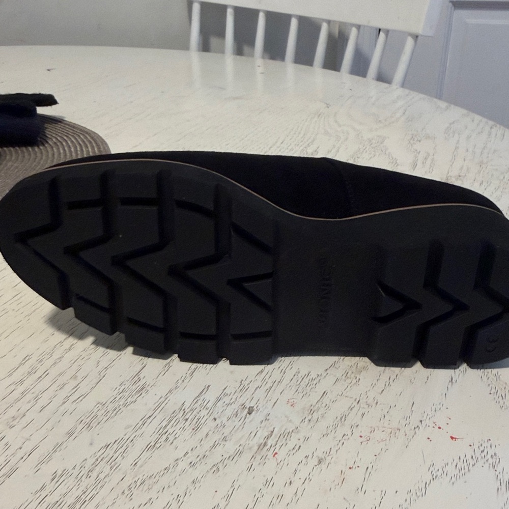 Vionic Willa Black Suede Wedge Women's Loafers. Size 10 - Picture 3 of 4